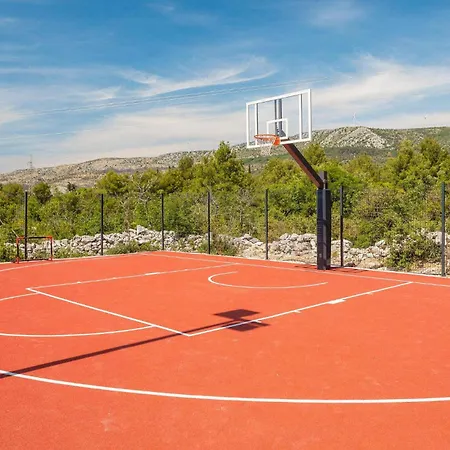 Hébergement de vacances Stunning In With Sauna *