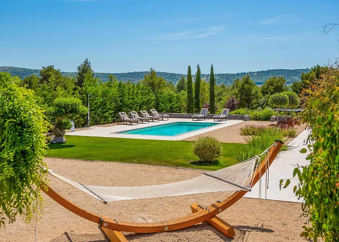 Stunning In With Sauna בית נופש