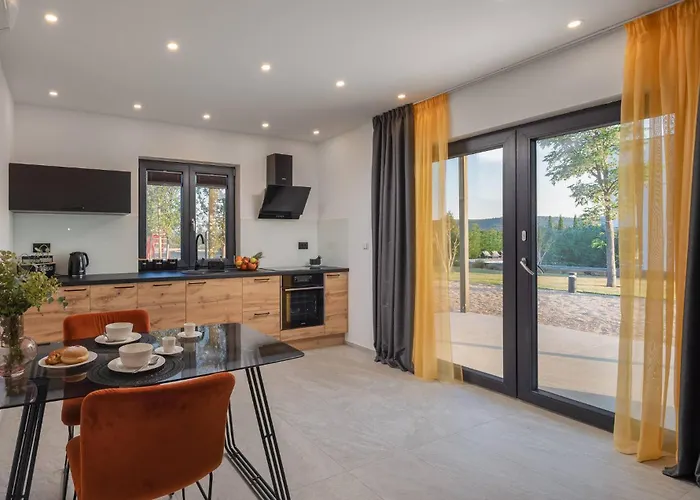 בית נופש Stunning In With Sauna